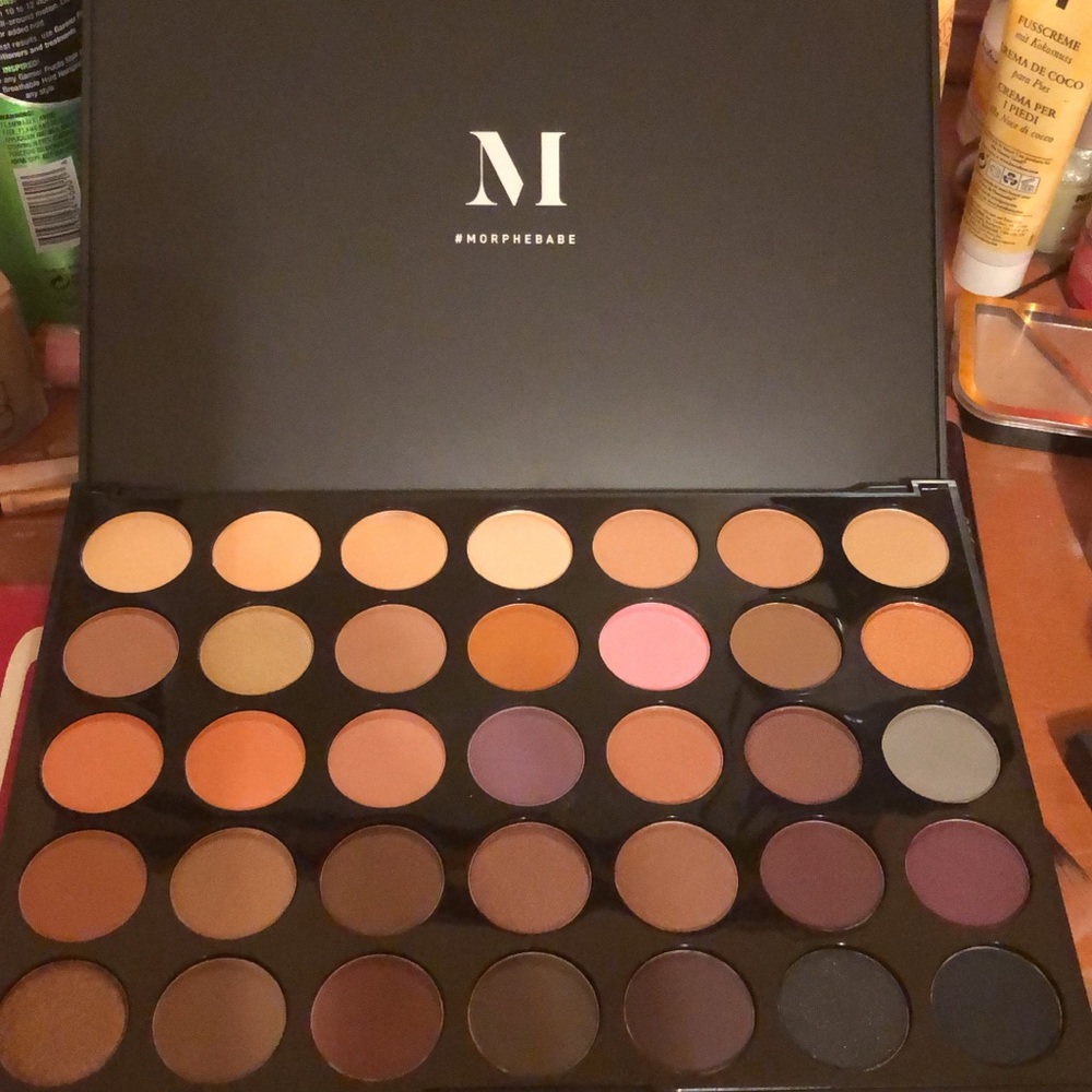 Morphe Babe Palette